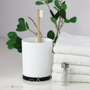 Dsmile bioloģiski noārdāmie zīda zobu diegi vannā