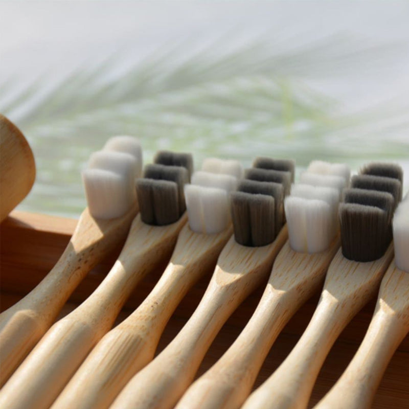 Dsmile bambusa zobu birstes ar nano sariņiem dažādās barošanas krāsās